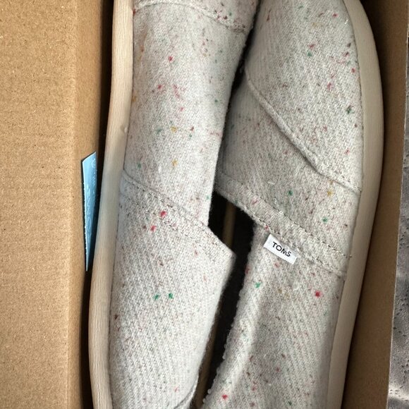 TOMS Alpargata Lunar Grey Repreve Speckled Twill Faux Shearling 8.5 NWT - Picture 3 of 6